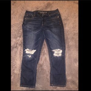 American Eagle Outfitters Tomgirl ripped jeans